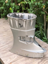 Load image into Gallery viewer, BF 40 45 50 hp Honda 40201-ZV5-701ZA EXTENSION CASE, NH282MU Four Stroke outboard motors
