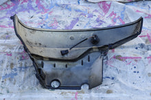 Load image into Gallery viewer, DF 60 70 HP Suzuki side covers 61811-99e00 61821-99e00