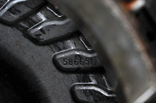 Lade das Bild in den Galerie-Viewer, 200 225 250 HP Evinrude Ficht Flywheel 0586651 0586651 two stroke ‘01-05 0586653