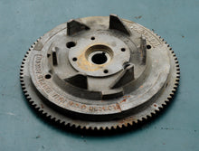 Cargar imagen en el visor de la galería, DT 40 Suzuki flywheel 32102-94412 two stroke electric start & pull start F3t752 magneto