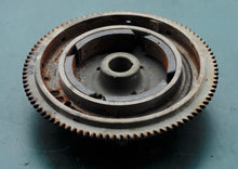 Cargar imagen en el visor de la galería, DT 40 Suzuki flywheel 32102-94412 two stroke electric start & pull start F3t752 magneto