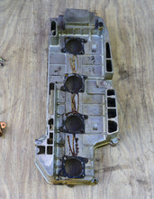 Cargar imagen en el visor de la galería, 115 hp Tohatsu Nissan 3E0032001 CARBURETOR UPPER, 4 carb set, ROD CHOKE VALVE, THROTTLE ROD, AIR SILENCER, COVER Two Stroke outboard motors