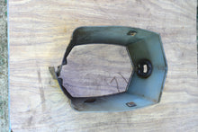 Cargar imagen en el visor de la galería, 115 140 hp Tohatsu Nissan 3C7S612101 drive shaft APRON splash pan Two Stroke