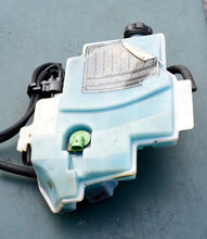 Cargar imagen en el visor de la galería, 25 30 20 15 hp Evinrude E-tec 5007184 FUEL LIFT PUMP Assembly, 5008994 OIL TANK 5008995, 5009036 PUMP & MANIFOLD Assembly Two Stroke 2012-up