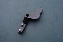 Cargar imagen en el visor de la galería, 30 25 20 15 hp Evinrude E-tec 5006475 THROTTLE CAM shift linkage