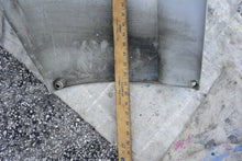 Lade das Bild in den Galerie-Viewer, BF 150 135 115 hp Honda 63716-zy6-010za lower side cover PORT Bottom Cowl