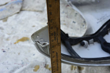 Lade das Bild in den Galerie-Viewer, BF 150 135 115 hp Honda 63716-zy6-010za lower side cover PORT Bottom Cowl