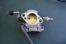 Lade das Bild in den Galerie-Viewer, 30 hp Mercury carburetor 823799A12 823799A11, 822514A2 OIL TANK, 818902A2 OIL PUMP, oil-injected Two Stroke