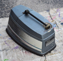 Load image into Gallery viewer, 50 HP Yamaha top cowl 6H5-42610-45-4D, 6H5-42610-43-EK, 6H5-42610 - 1989 - 1994 Old style engine cover, two stroke 40 hp