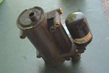 Cargar imagen en el visor de la galería, 275 hp Mercury 880640T10 MODULE ASSEMBLY Intergrated Oil Cooler - Complete Verado Four Stroke 200 225 250 300 hp