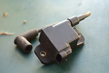 Lade das Bild in den Galerie-Viewer, 40 HP Mercury Force Ignition Coils (2) 8275509a10, off ELPTO