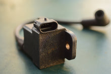 Lade das Bild in den Galerie-Viewer, 40 HP Mercury Force Ignition Coils (2) 8275509a10, off ELPTO