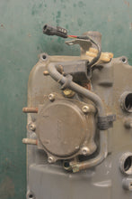 Lade das Bild in den Galerie-Viewer, BF 200 hp Honda 12320-ZY3-405ZA COVER, L. CYLINDER HEAD with 16700-ZY3-A01 FUEL PUMP
