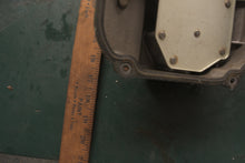 Lade das Bild in den Galerie-Viewer, BF 200 hp Honda 12320-ZY3-405ZA COVER, L. CYLINDER HEAD with 16700-ZY3-A01 FUEL PUMP