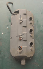 Lade das Bild in den Galerie-Viewer, BF 200 hp Honda 12310-ZY3-405ZA COVER, R. CYLINDER HEAD Four Stroke motor