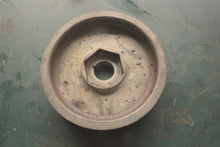 Cargar imagen en el visor de la galería, bf 200 225 175 hp Honda 13811-ZY3-A00 CRANKSHAFT PULLEY timing belt