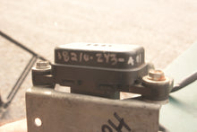 Cargar imagen en el visor de la galería, BF 200 225 hp Honda 38210-ZY3-A01 FUSE BOX ASSY, 32415-ZY3-A00 MAIN FUSE CABLE ASSY starter Four Stroke