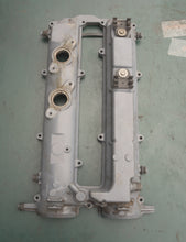 Cargar imagen en el visor de la galería, f 150 hp Yamaha 63P-11191-00-1S CYLINDER HEAD COVER crankcase 2005 Four Stroke