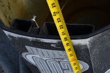 Cargar imagen en el visor de la galería, 200 225 250 hp Johnson ENGINE COVER 5001094 5001094 two stroke 2000 Ocean Pro