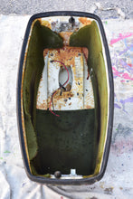 Lade das Bild in den Galerie-Viewer, 48 HP Evinrude Cowling SPL, OMC Johnson, with light, engine cover, top cowl, lid