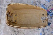 Load image into Gallery viewer, 15 HP Evinrude 0279748 MOTOR COVER Cowling, OMC engine cover, top cowl, lid