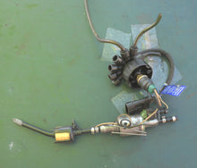 Cargar imagen en el visor de la galería, PARTS ONLY—-40 50 60 hp Evinrude E-tec 5007587 PUMP & MANIFOLD Assy oil tank Two Stroke