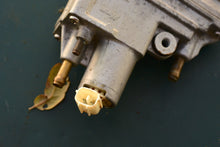 Cargar imagen en el visor de la galería, DF 60 70 HP Suzuki Vapor Seperator Tank VST 15600-99E00 SEPARATOR, FUEL VAPOR  (no Fuel Pump) 1998-2009