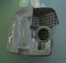 Load image into Gallery viewer, 40 50 60 hp Evinrude E-tec 5005193 AIR SILENCER Assembly intake Two Stroke
