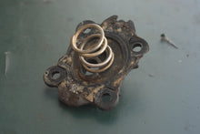 Cargar imagen en el visor de la galería, 150 175 200 hp Evinrude 0337207 THERMOSTAT COVER 0337067 THERMOSTAT SPRING, 0337487 THERMOSTAT COVER NIPPLE, two stroke 0778377