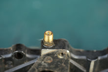 Cargar imagen en el visor de la galería, 25 35 HP Johnson Evinrude Carb Intake Manifold 0438077 438077 with reeds 0438610 438610, 1998, omc brp