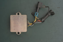 Cargar imagen en el visor de la galería, 40 35 30 50 60 hp Mercury 893640T01 893640 VOLTAGE REGULATOR electrical OEM Four Stroke EFI