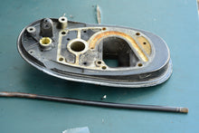 Cargar imagen en el visor de la galería, 18 20 25 Hp Mercury Mounting Plate Assembly 66416a2, 5606491