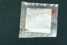 Cargar imagen en el visor de la galería, Quicksilver 56-68655-3 Trim Gaskets