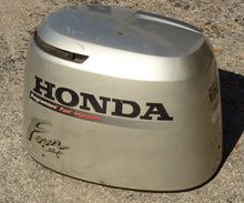 Load image into Gallery viewer, BF 130 115 hp Honda 63100-ZW5-030ZA ENGINE COVER ASSY cowl , top