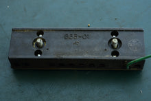 Lade das Bild in den Galerie-Viewer, 55 HP Yamaha 663-81925-01-00 TERMINAL, electrical 2 cylinder