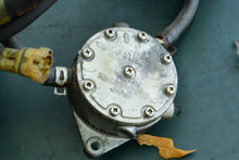 Cargar imagen en el visor de la galería, DT 150 175 200 HP Suzuki 15100-92E02 FUEL PUMP ASSY, 15410-92E02 FUEL FILTER, 15200-87D10, Super 6 cylinder EFI