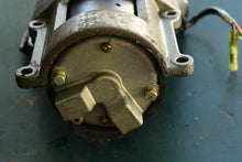 Lade das Bild in den Galerie-Viewer, DT 150 175 200 DF 60 70 HP Suzuki Starter Motor 31100-87d10 with bracket 31911-87d11 (bracket only for DT application) S114-551A