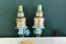 Cargar imagen en el visor de la galería, DT 150 175 200 Suzuki Fuel Injectors 15710-92e01, fuel pipe, Two Stroke, Super Six