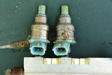 Cargar imagen en el visor de la galería, DT 150 175 200 Suzuki Fuel Injectors 15710-92e01, fuel pipe, Two Stroke, Super Six