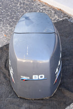 Cargar imagen en el visor de la galería, F 80 HP Yamaha Top Cowl, engine cover hood, 67G-42610-00-4D, f100 carb, Four stroke - not efi
