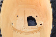 Cargar imagen en el visor de la galería, F 80 HP Yamaha Top Cowl, engine cover hood, 67G-42610-00-4D, f100 carb, Four stroke - not efi