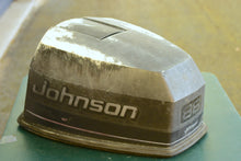 Cargar imagen en el visor de la galería, 90 115 hp Johnson engine cover 0433704 433704  v4 engine cover hood, 1981 OMC 88 Special top cowl 0433362 433362 Two Stroke
