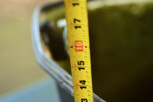 Cargar imagen en el visor de la galería, 90 115 hp Johnson engine cover 0433704 433704  v4 engine cover hood, 1981 OMC 88 Special top cowl 0433362 433362 Two Stroke