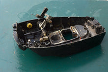 Lade das Bild in den Galerie-Viewer, 7.5 9.8 hp Mercury Mariner lower pan bottom cowl 6587a5, merc 110 two stroke