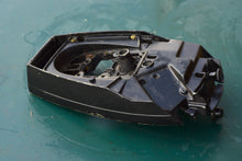Lade das Bild in den Galerie-Viewer, 7.5 9.8 hp Mercury Mariner lower pan bottom cowl 6587a5, merc 110 two stroke