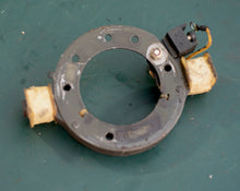 Lade das Bild in den Galerie-Viewer, 7.5 9.8 hp Mercury stator assembly 5209a3, merc 110 two stroke, 20 hp