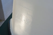 Cargar imagen en el visor de la galería, 88 90 115 112 hp Johnson Evinrude 0436148 436148 ENGINE COVER ASSY crossflow and bubble back also compatible w 85, 88 90 hp V-4 outboards