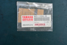 Cargar imagen en el visor de la galería, 115 130 150 175 200 220 225 hp Yamaha Piston pin clip 6e5-11634-00-00 two stroke