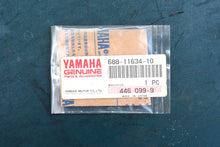 Load image into Gallery viewer, 60 70 75 80 90 hp Yamaha piston pin clip 688-11634-10-00, crank & piston