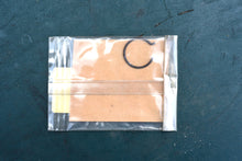 Load image into Gallery viewer, 60 70 75 80 90 hp Yamaha piston pin clip 688-11634-10-00, crank & piston